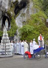 2013 Lourdes Pilgrimage - SATURDAY TRI MASS GROTTO (14/140)